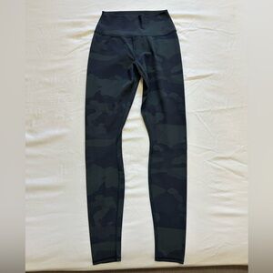 Alo Camo Leggings high waisted
